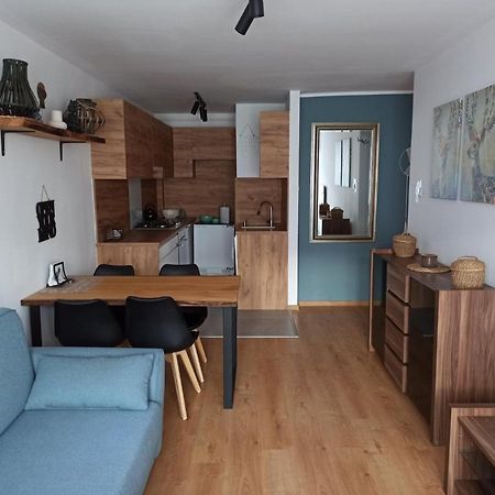 Appartamento Uroczy Apartament Nad Morzem Danzica Esterno foto